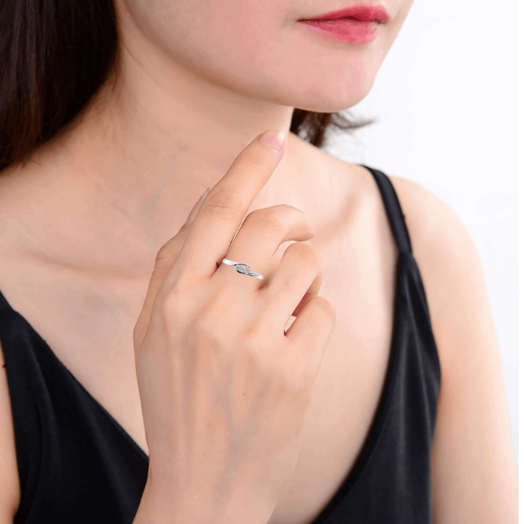 model wearing lab grown diamond ring