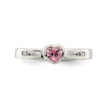 Load image into Gallery viewer, Pink Cubic Zirconia Heart Ring