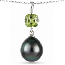 Load image into Gallery viewer, Peridot Tahitian Pearl Silver Pendant Necklace