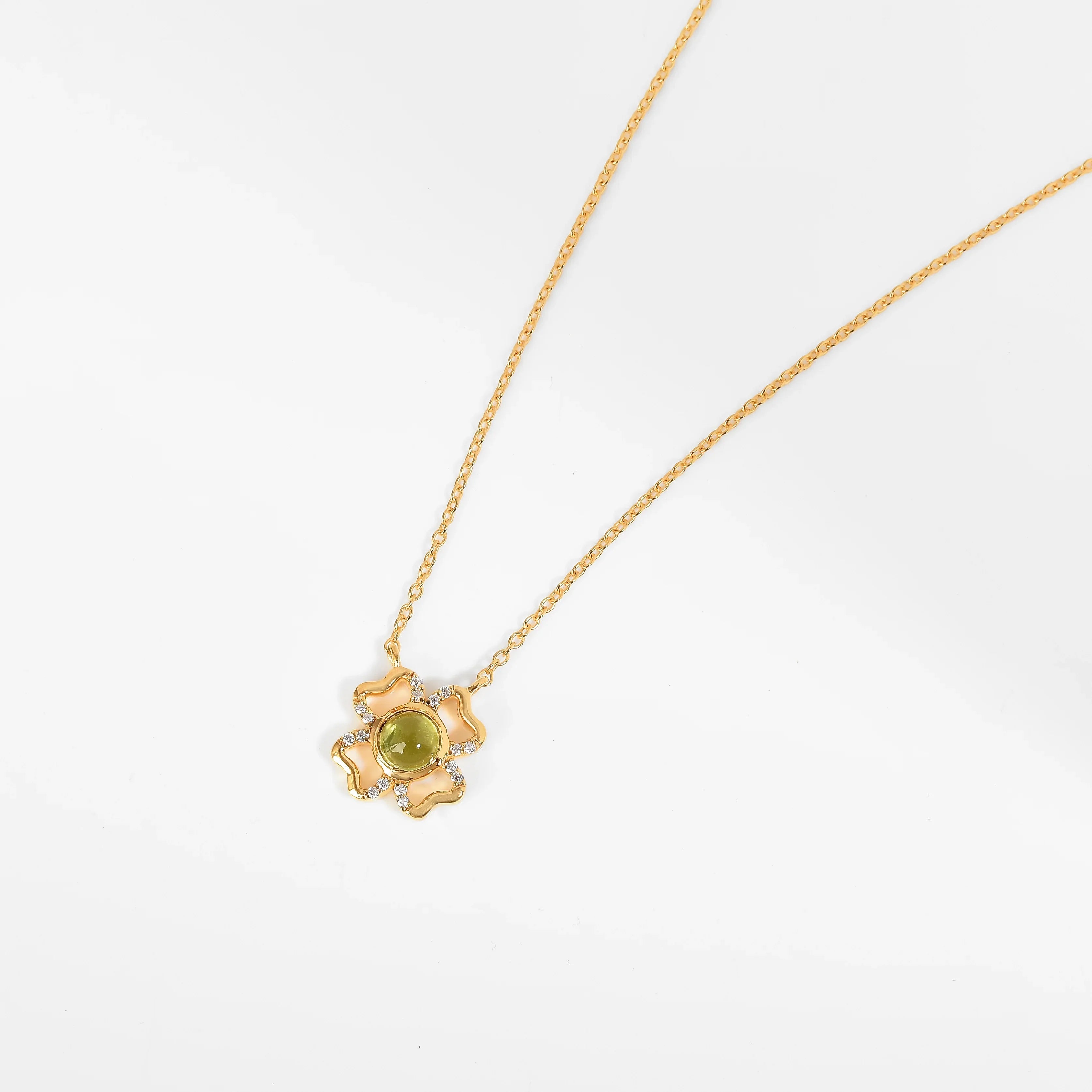 Floral Green Peridot Four Leaf Clover Necklace Fine Color Jewels