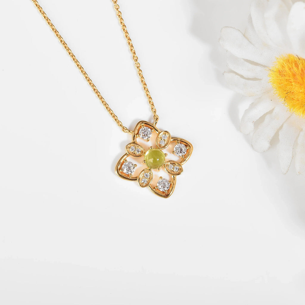 Sterling Silver Peridot Quatrefoil Pendant Necklace Fine Color Jewels