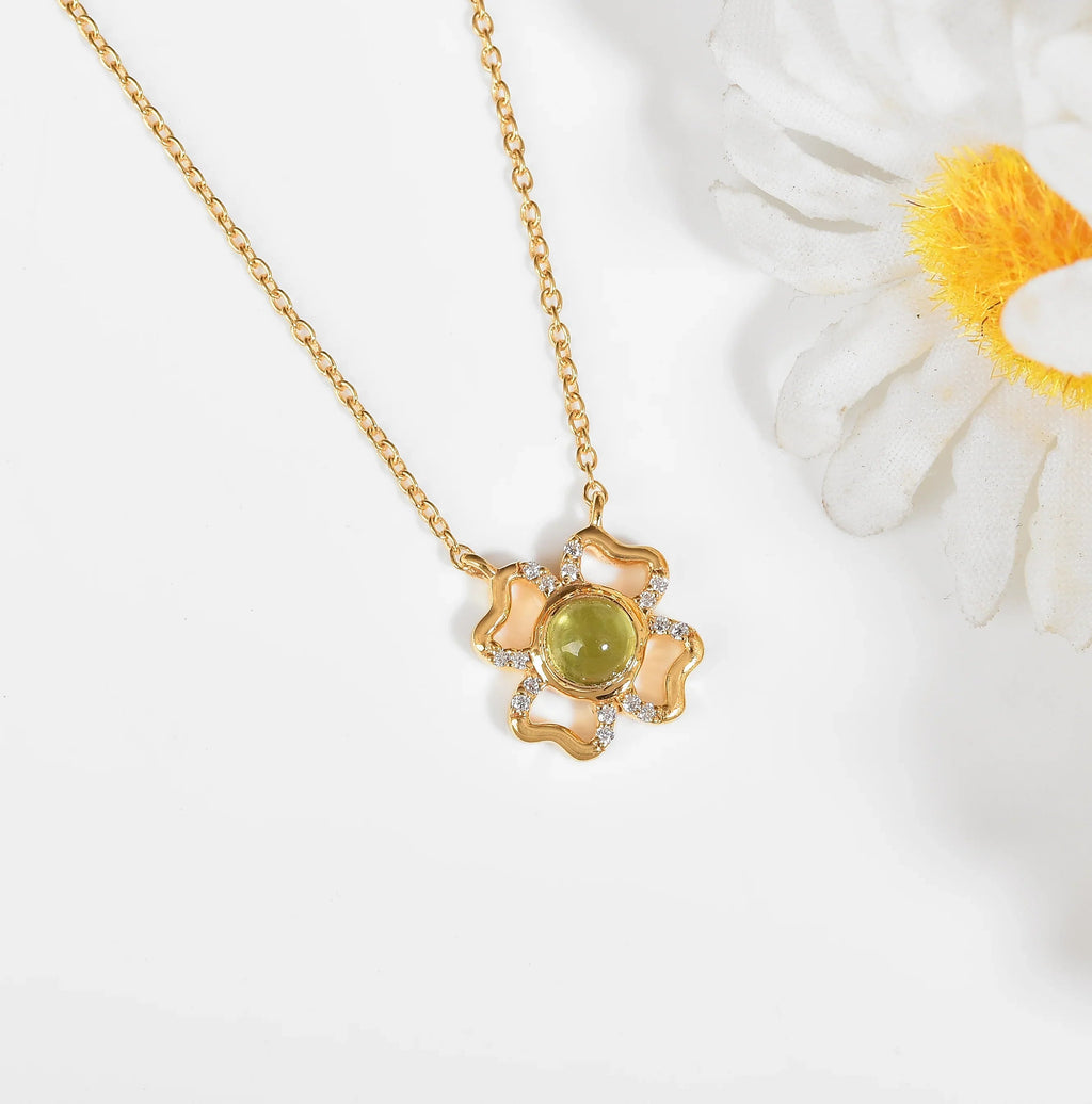 Floral Green Peridot Four Leaf Clover Necklace Fine Color Jewels
