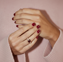 Load image into Gallery viewer, Natural Square Garnet Sterling Silver Ring