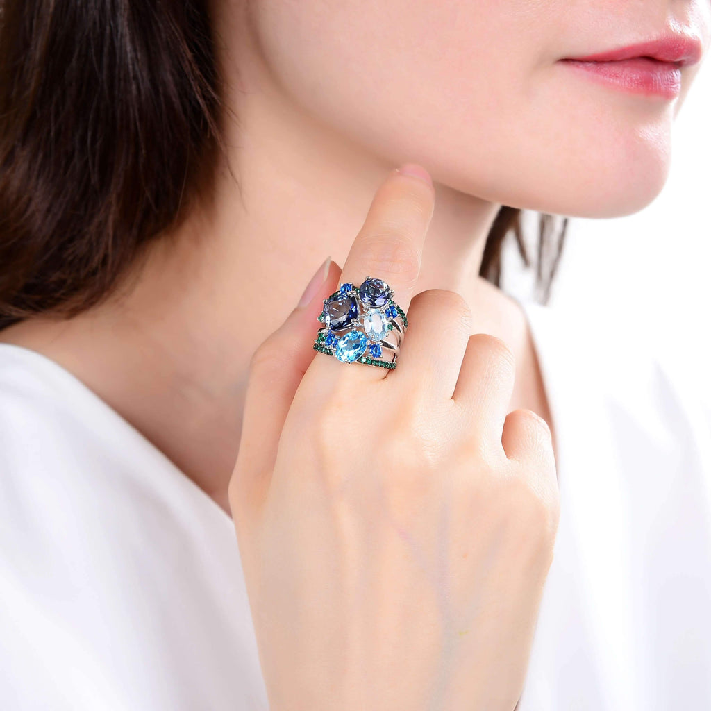 Classic Sterling Silver Mystic Quartz and Blue Topaz Ring.
$ 50 - 100, Blue Topaz, Cushion, Round, Oval, Blue, Iolite, 925 Sterling Silver, Cocktail