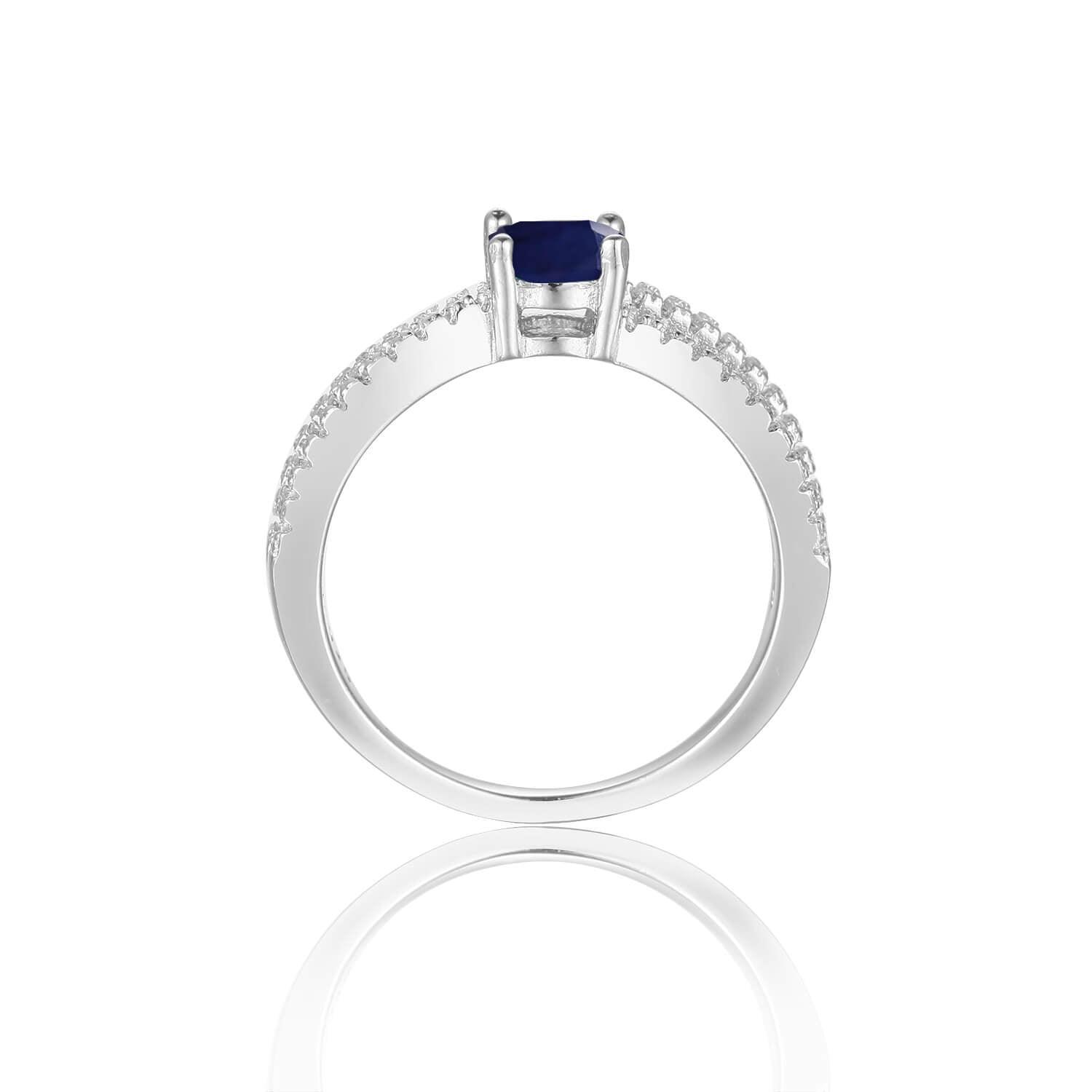 Stylish Round cut Genuine Blue Sapphire Ring with White Sapphire