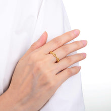 Load image into Gallery viewer, Chain Yellow Gold Plated Sterling Silver Ring 