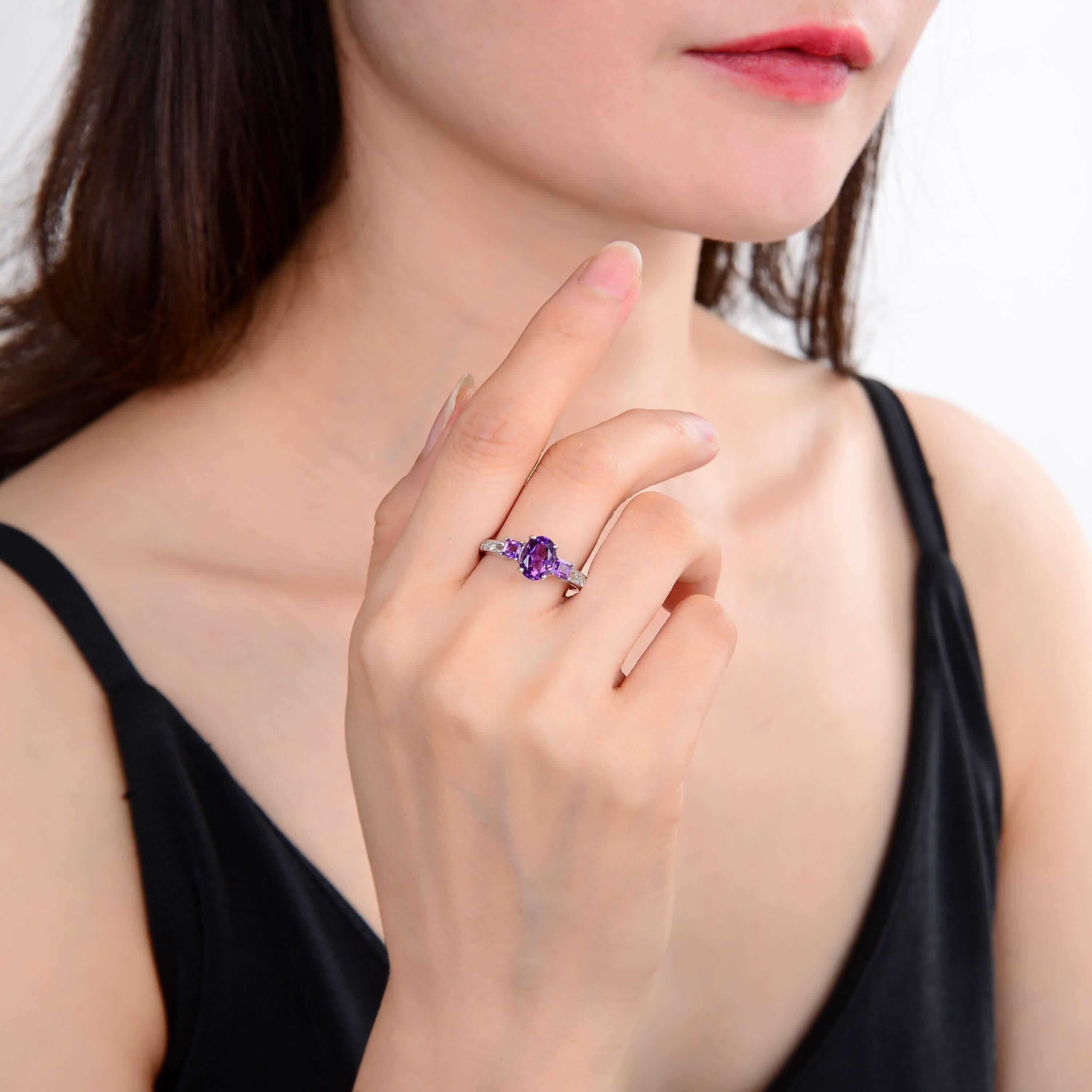 Classic Sterling Silver Oval & Square Amethyst Ring.
$ 50 & Under, 6, 7, 8, Purple, Oval Shape, Amethyst, Purple, White Topaz, 925 Sterling Silver, Three StoneRing.