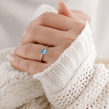 Load image into Gallery viewer, Anniversary gift, birthday gift design, proposal ring, wedding ring