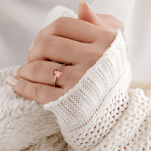 Load image into Gallery viewer, cushion shape solitaire ring