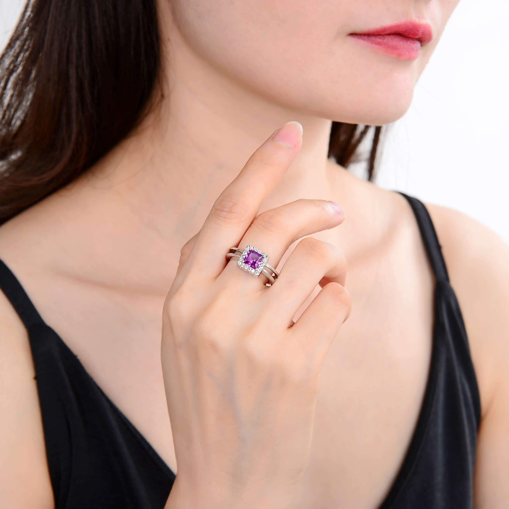 Classic Created Purple Sapphire Halo Ring.
$ 50 - 100, Lab Created Purple Sapphire, Purple, Square, White, White Topaz, 925 Sterling Silver, 6, 7, 8, Halo