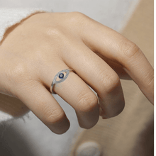 Load image into Gallery viewer, Gift for her, gift for mom, jewelry gift for her, natural sapphire ring on budget