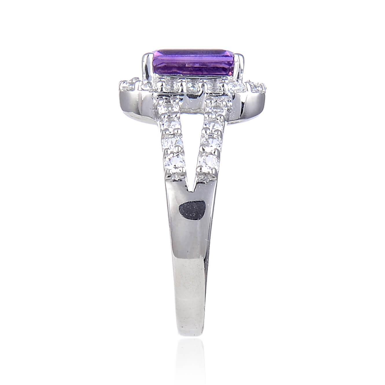 Stunning cocktail ring, february birthstone ring design