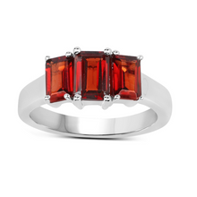 Load image into Gallery viewer, Genuine Garnet 3 Stone Ring