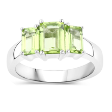 Load image into Gallery viewer, Genuine Peridot 3 Stone Ring