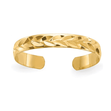 Load image into Gallery viewer, 10K Gold Textured Adjustable Toe Ring