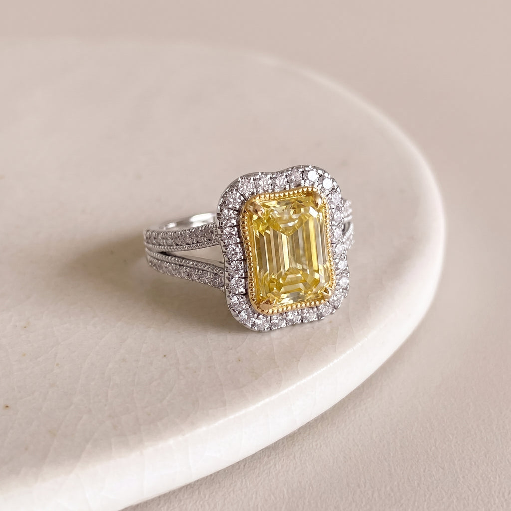 2.5Cttw Radiant Shaped Fancy Yellow Lab Grown Diamond (F/VS) Split Shank Engagement Halo Ring in 14K Gold