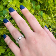 Load image into Gallery viewer, Round White Moissanite Engagement Ring