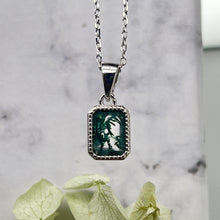 Load image into Gallery viewer, Octagon Moss Green Agate Pendant Necklace